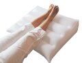 Reise-Venenkissen aufblasbar mit Pumpe 70x50x20/10 cm...