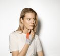 Mittelhand-Daumenschiene beige Gr. M rechts