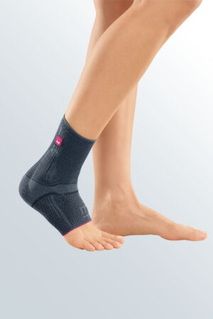 Sprunggelenkbandage Levamed silber Gr. VI