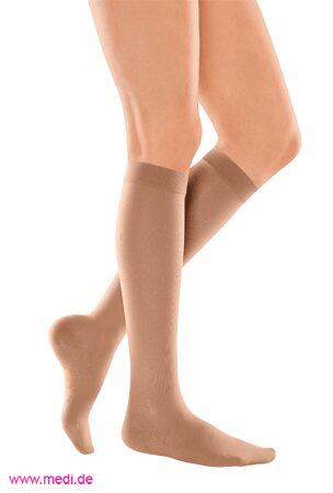 Reisestrumpf medi travel women A-D Farbe: schwarz Gr. XL